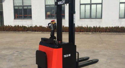 Electric Stacker